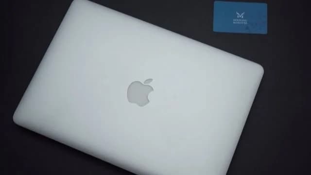 Apple MacBook Air 2017 - 清潔與更換散熱膏